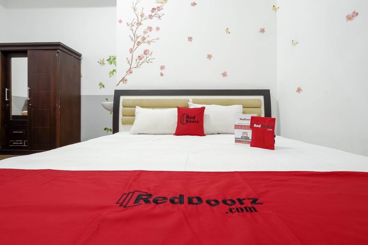 Reddoorz @ Prambanan Timur Raya Semarang Exterior photo